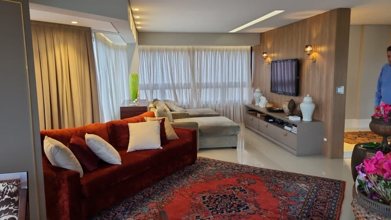 Apartamentos em Agronômica