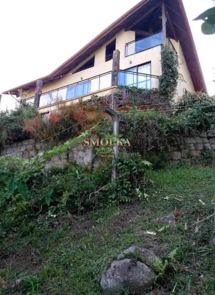 Casa em Condominio em Vargem do Bom Jesus
