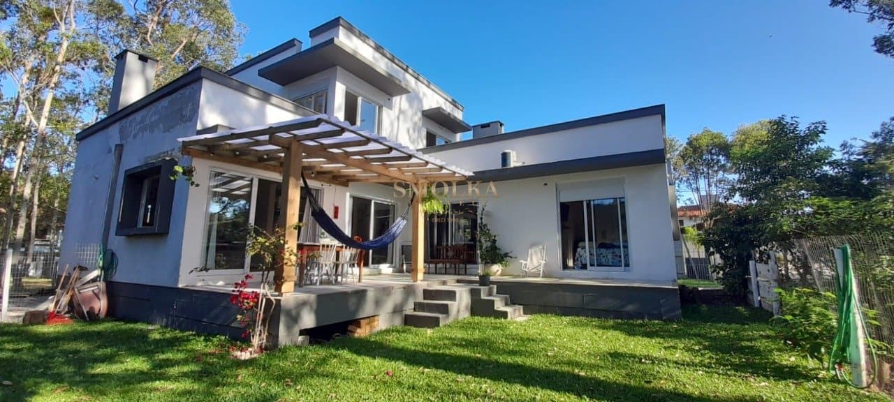 Casas em Ponta das Canas