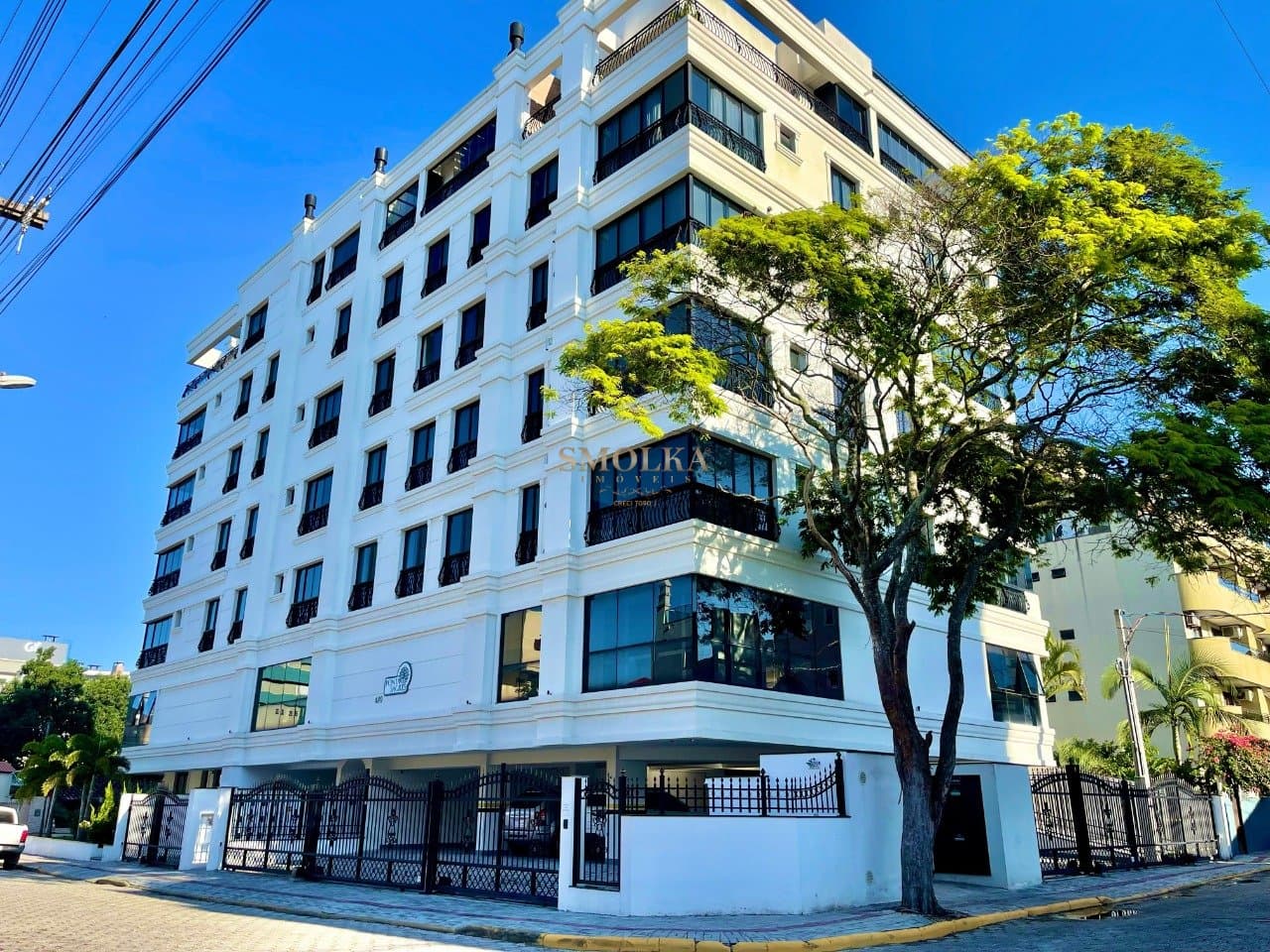 Apartamentos em Bombas
