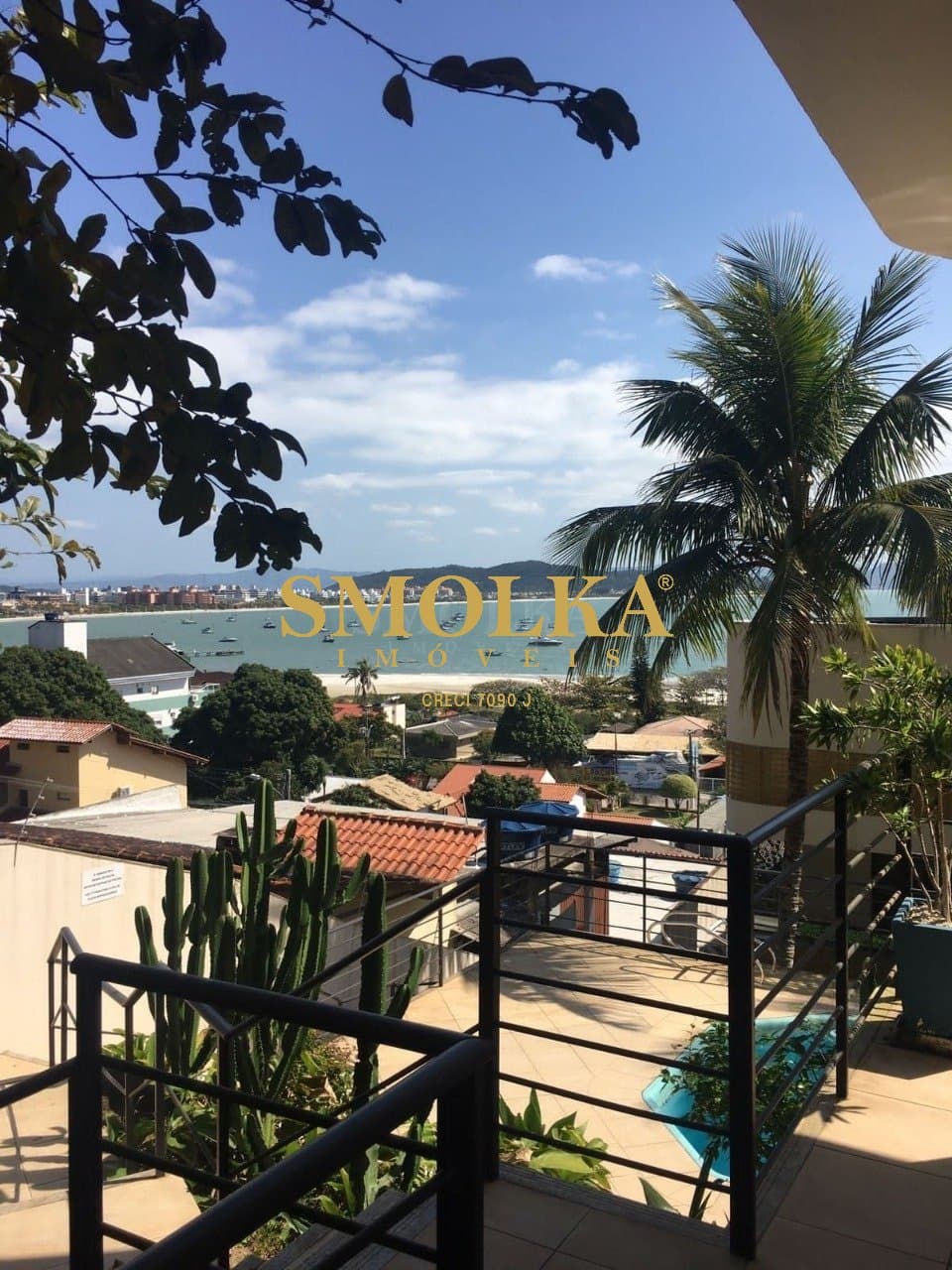 Apartamentos em Canajurê