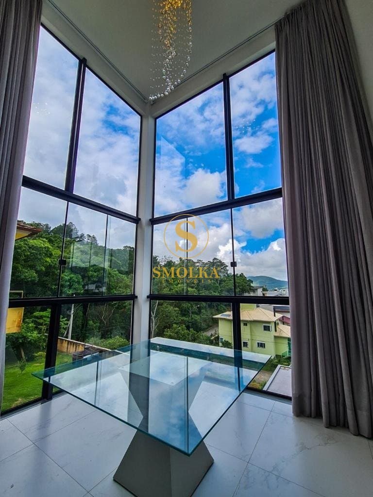 Casa em Condominio em Trindade