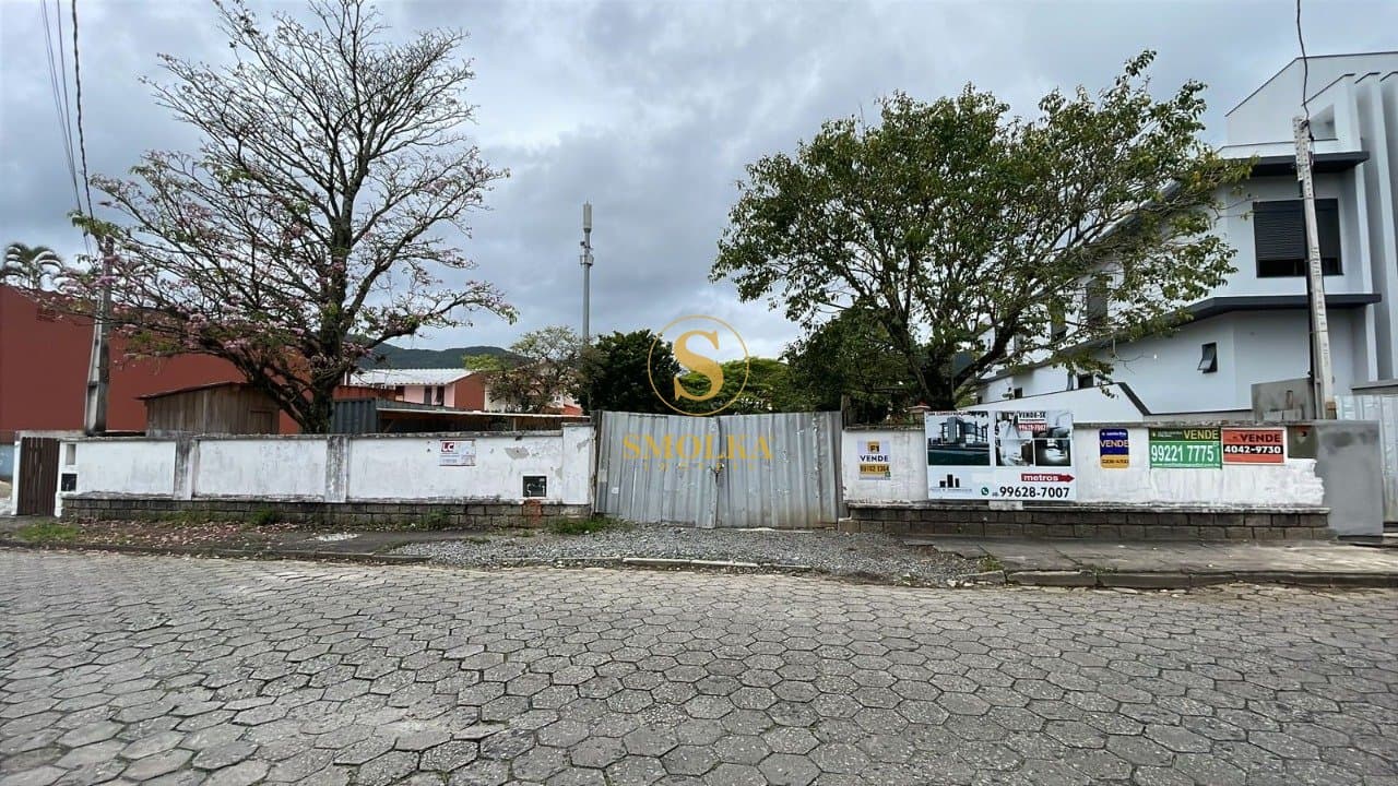 Terrenos em Córrego Grande