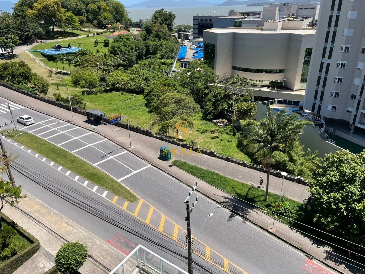Apartamentos em Agronômica