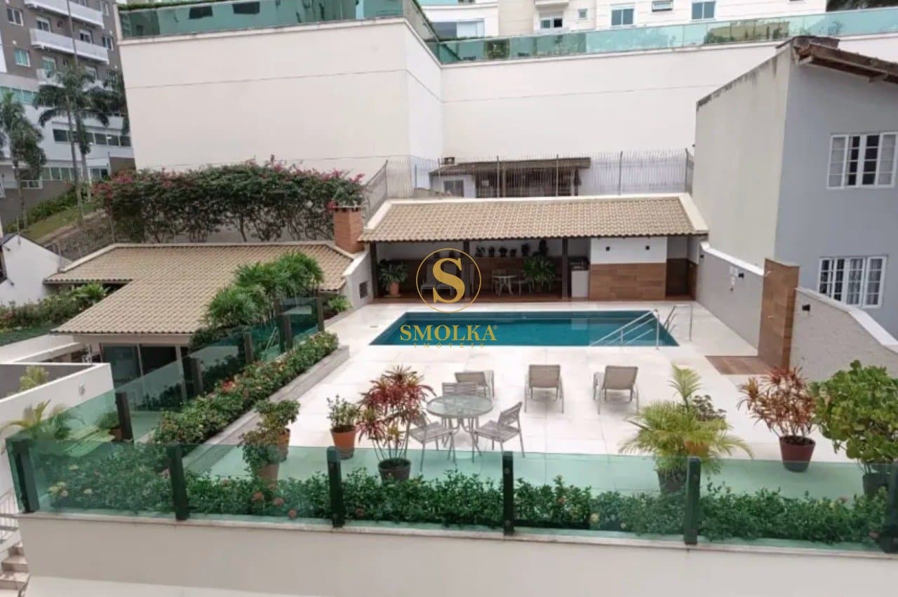 Apartamentos em Agronômica