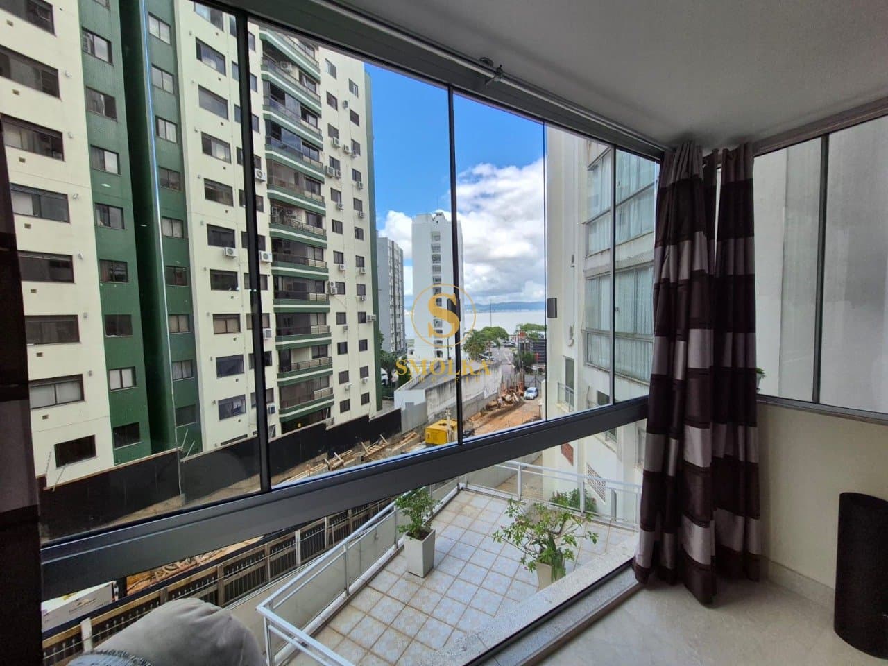 Apartamentos em Beiramar