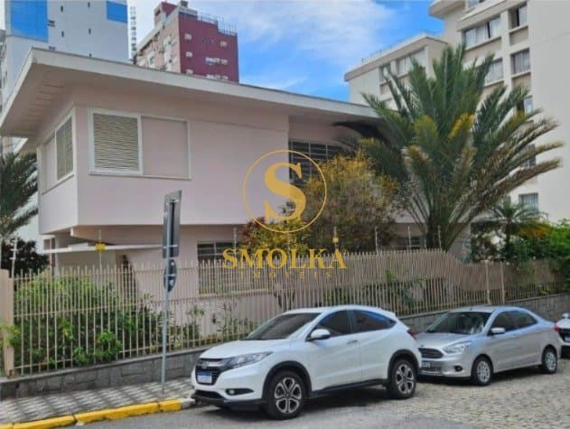 Casa comercial em Centro
