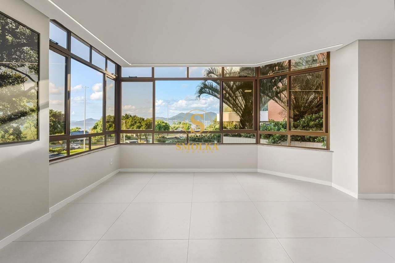 Apartamentos em Agronômica
