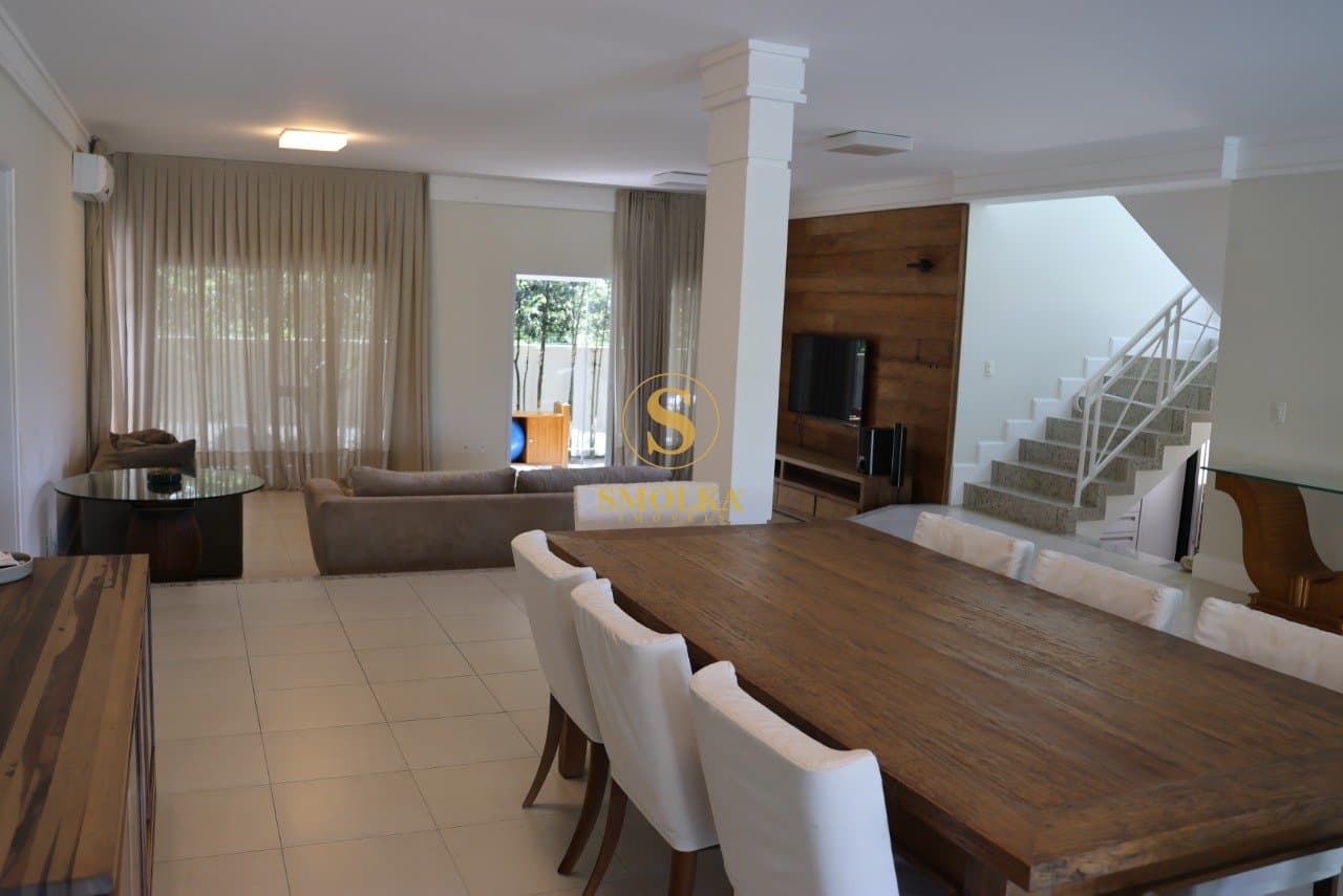 Casa em Condominio em Cacupé