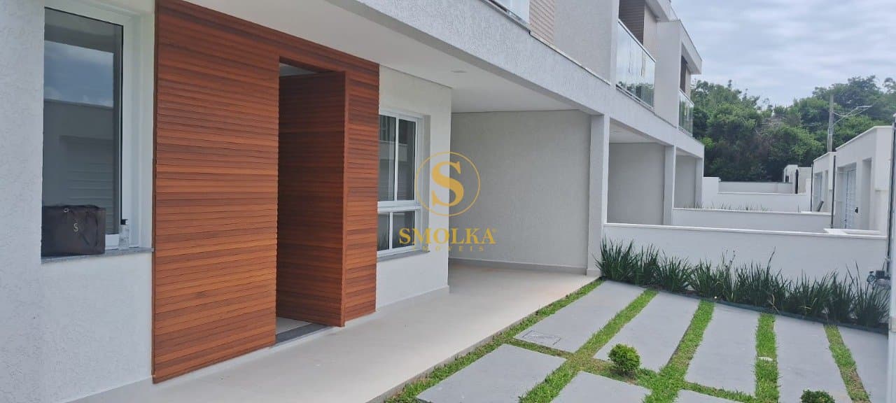 Casas em Ingleses do Rio Vermelho