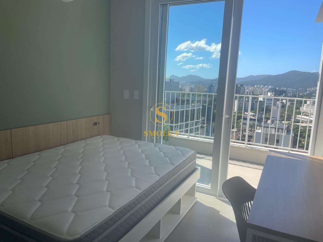 Studios em Carvoeira