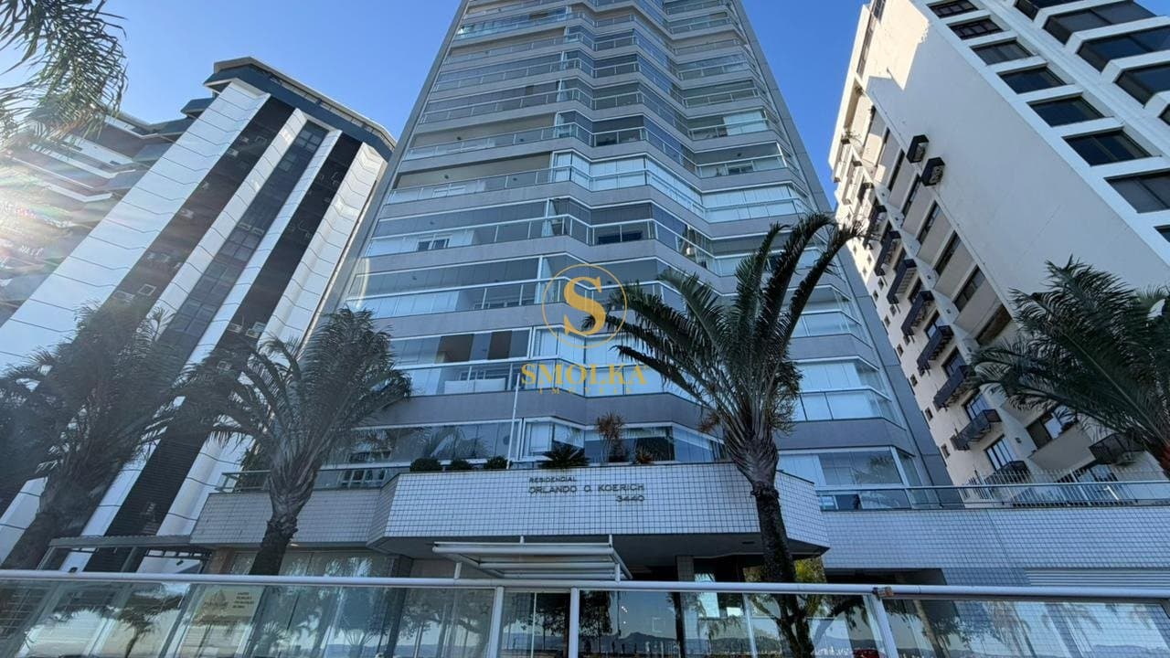 Apartamentos em Agronômica